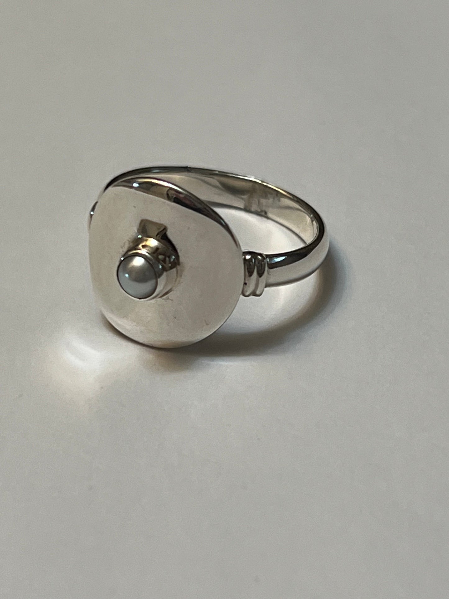 Sterling Silver Disc Ring w/ Pearl