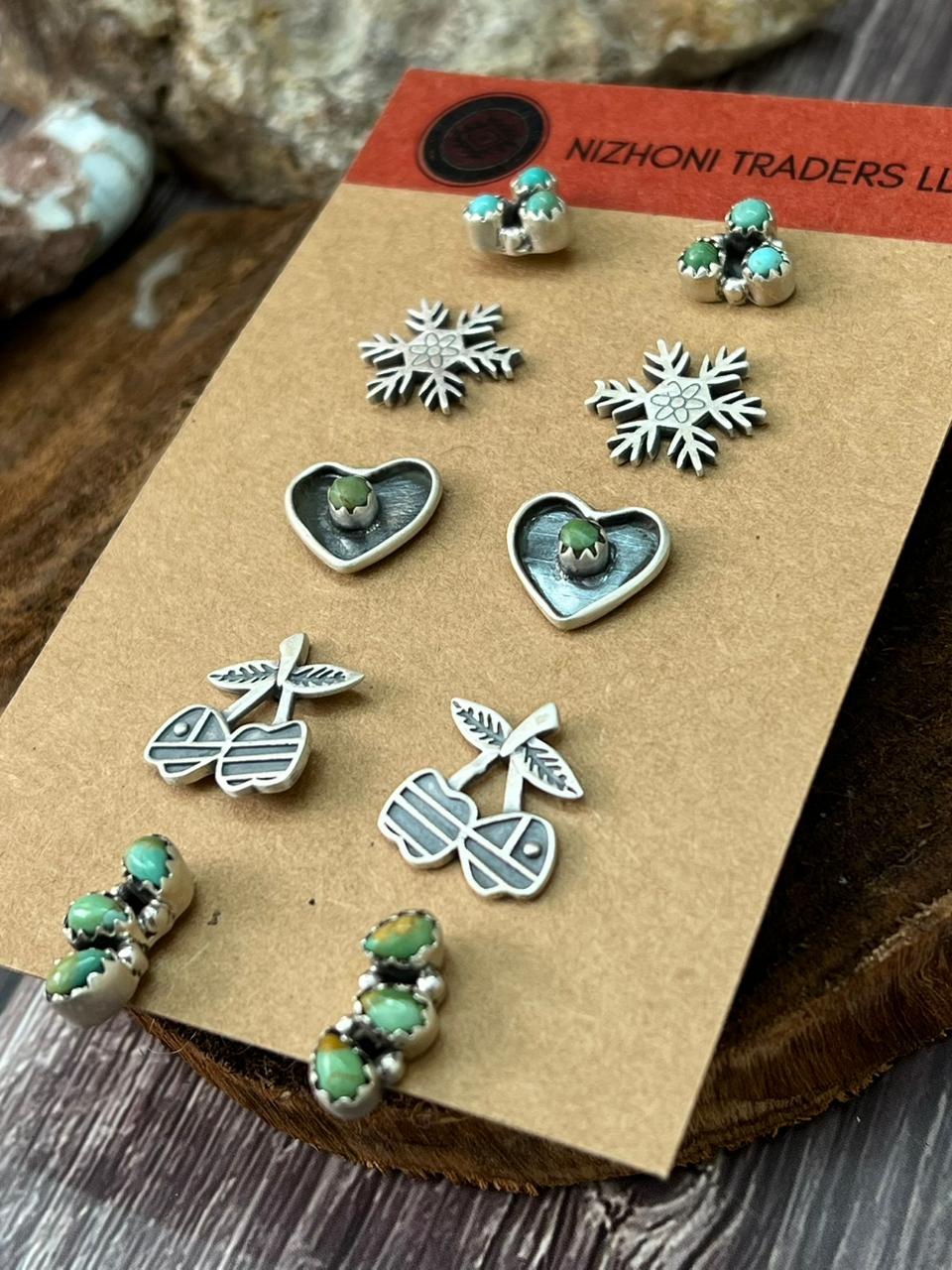 Handmade Sterling Silver Kingman Turquoise Post Studs Earrings Set