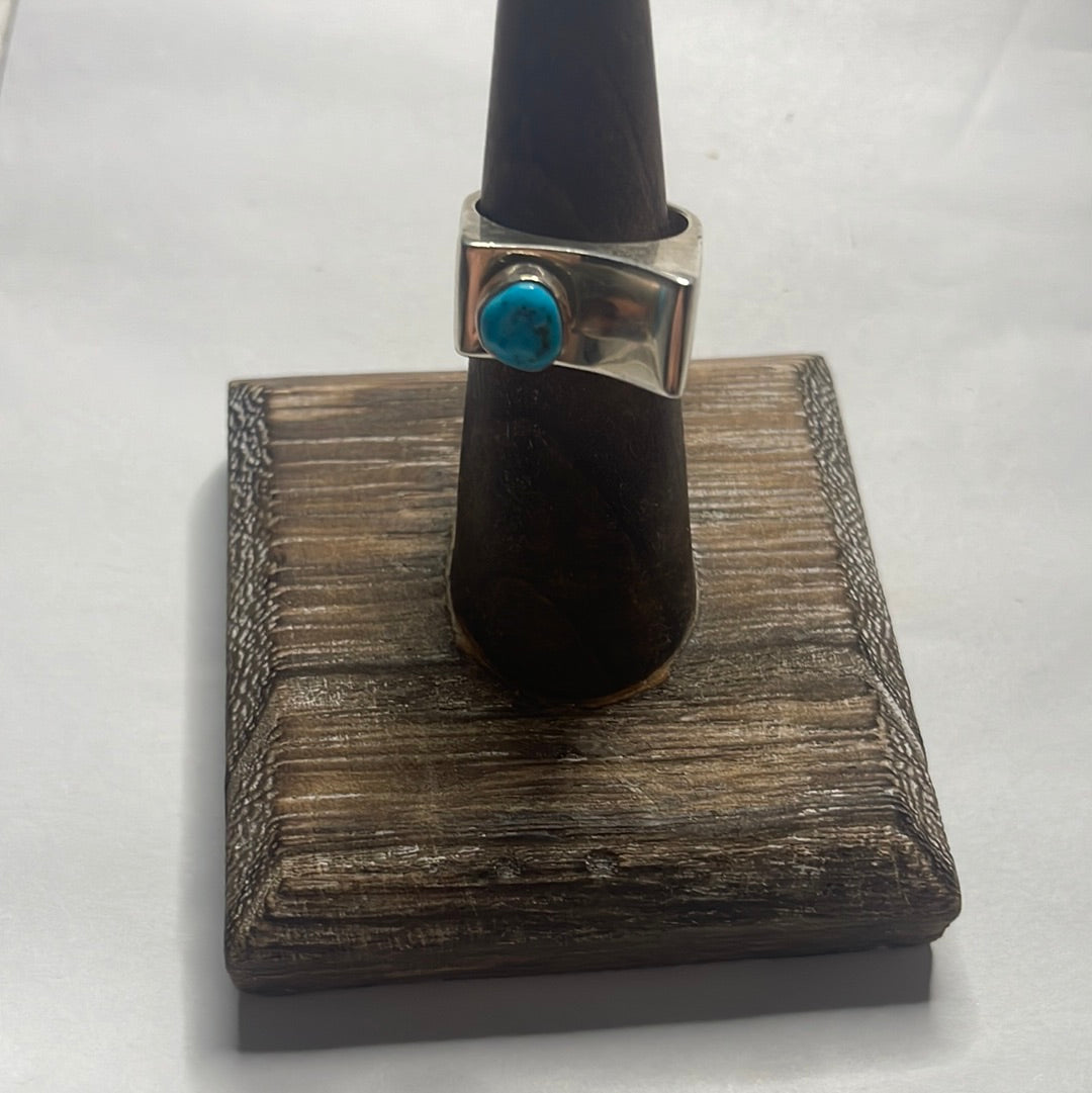 Handcrafted Sterling Silver Single Stone Turquoise Dome Ringq