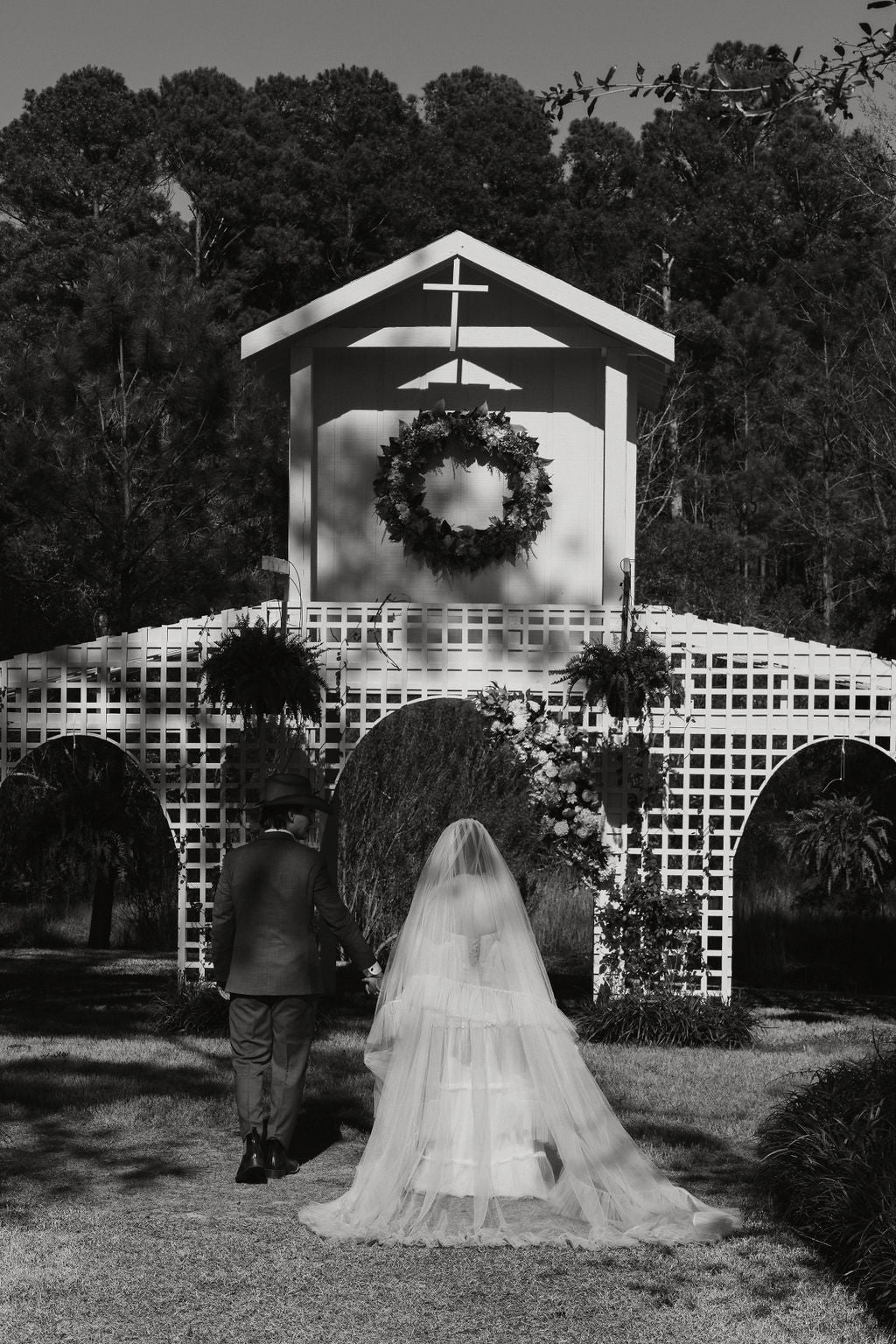 Beverly Ruffle Wedding Veil