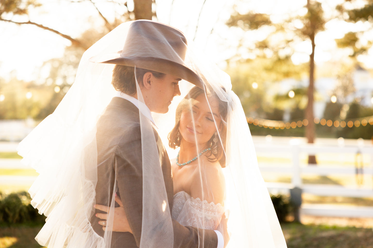Beverly Ruffle Wedding Veil