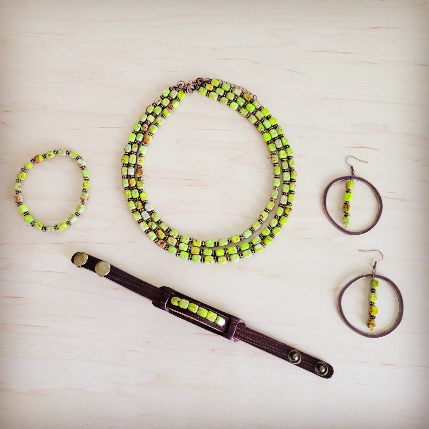 Western Copper Hoop Earrings w/ Lime Green Regalite 100a