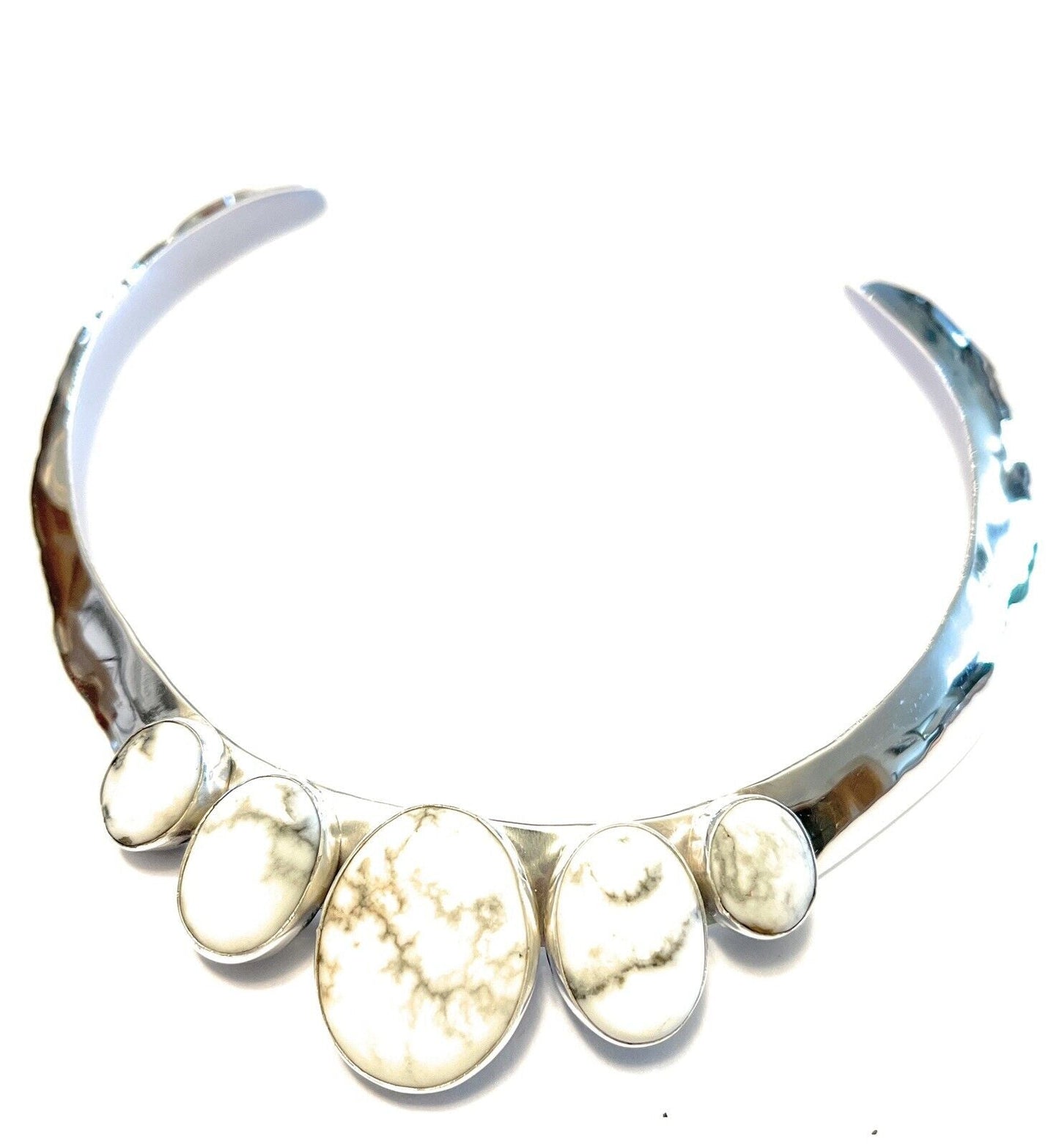 Navajo Sterling Silver White Buffalo 5 Stone Choker Necklace Signed