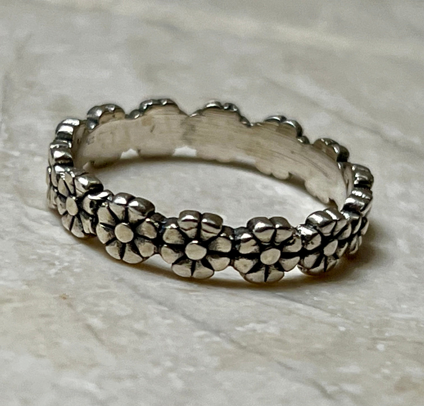 Daisies All Around Sterling Silver Ring 1/8”