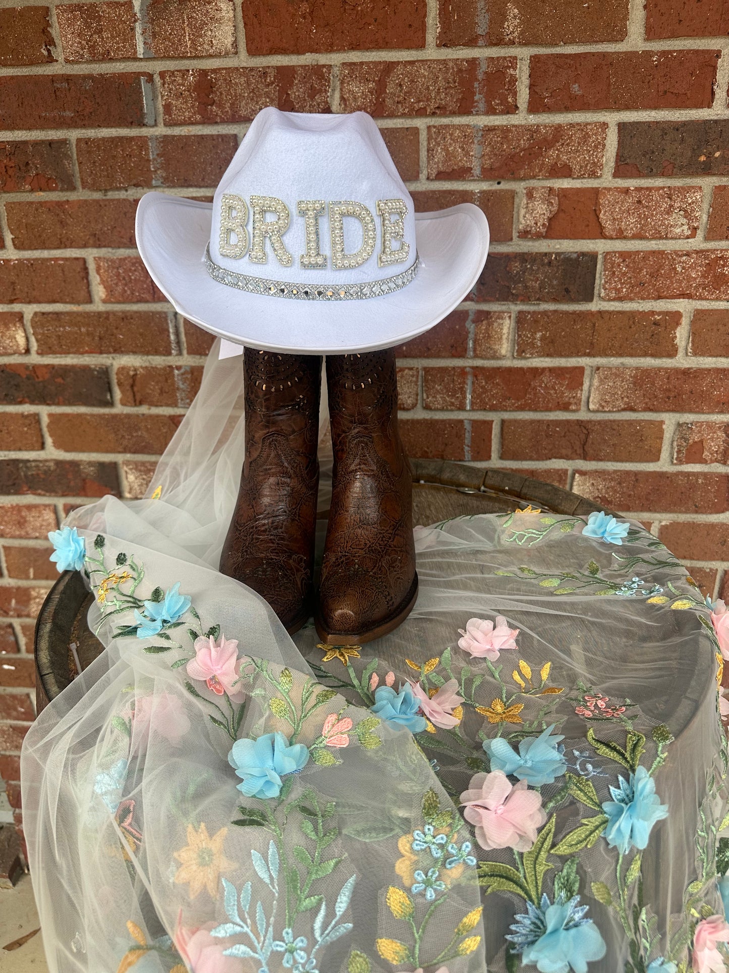 Bride cowgirl hat