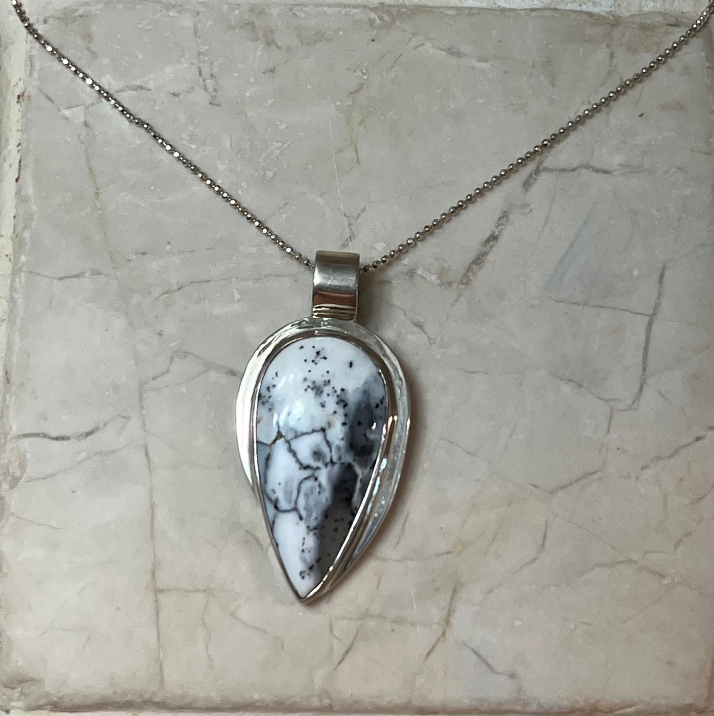 White Dendritic agate Sterling Silver Pendant Necklace
