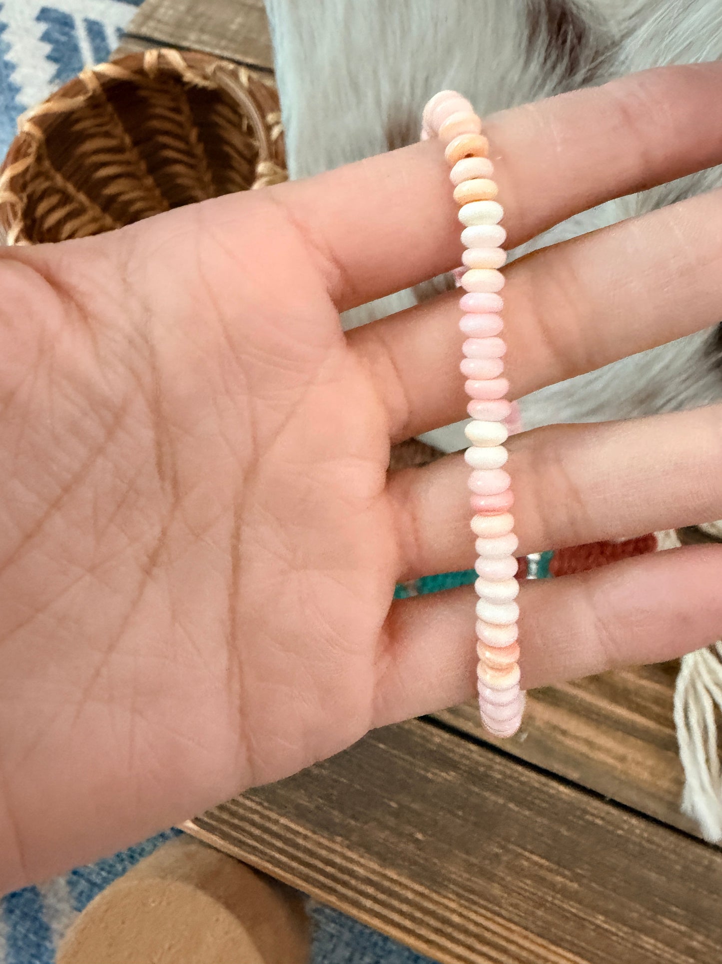 Handcrafted Queen Pink Conch Beaded Necklace