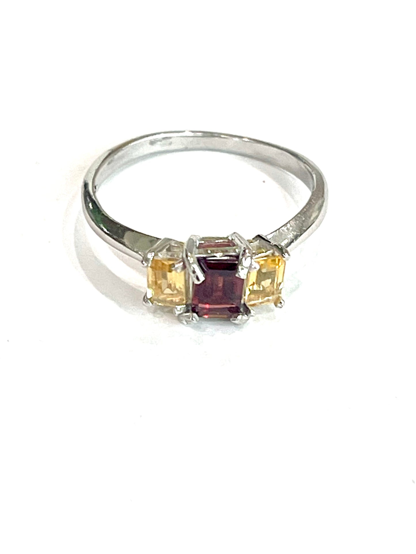 The Bijoux Vault Vintage Ring Sz 8.25