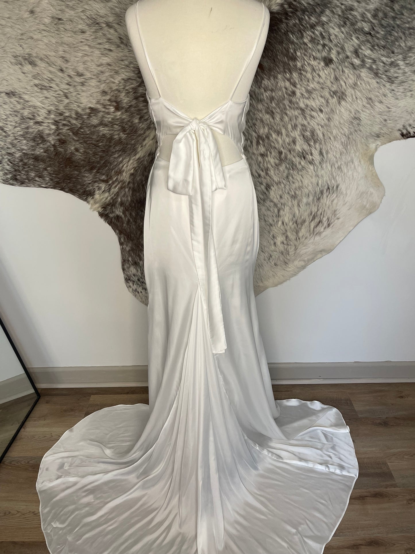 SAMPLE 12 June Gown