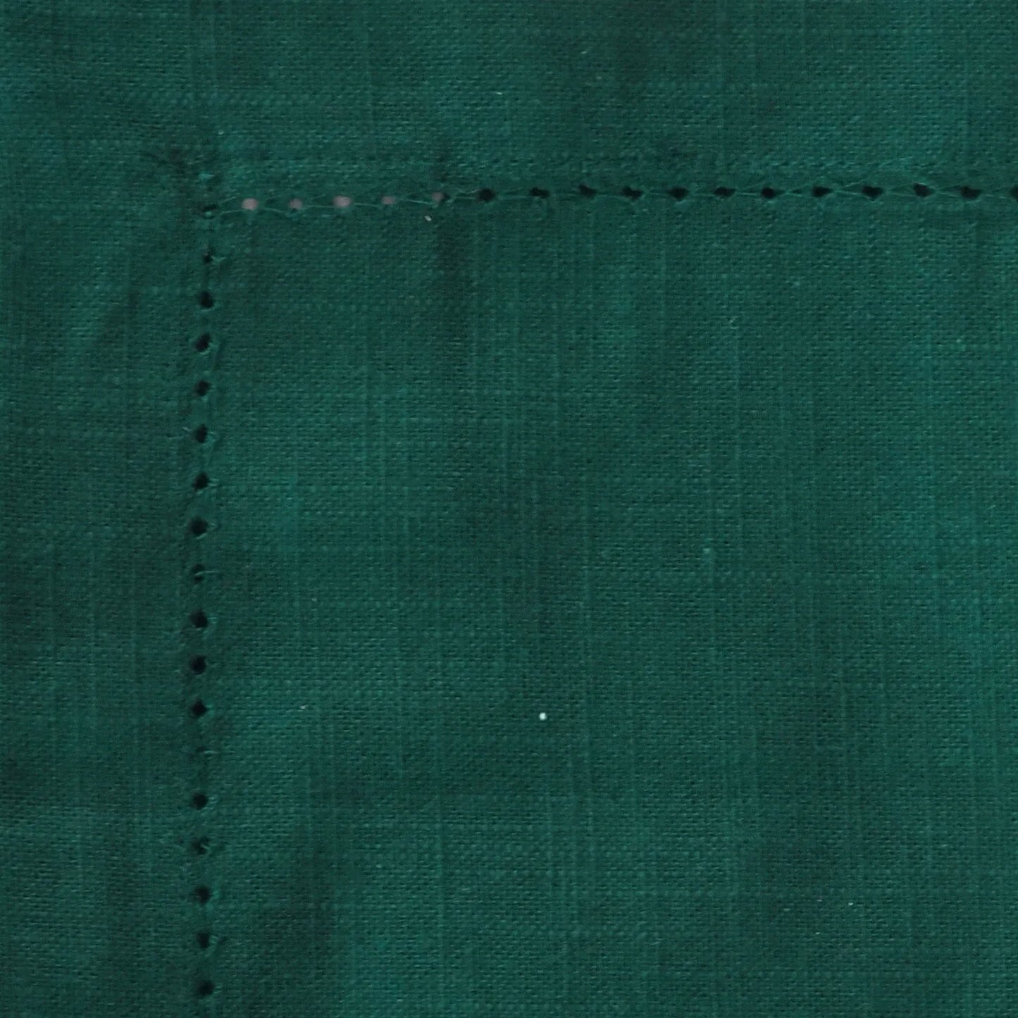 Green Tablecloth Round - Hemstitched