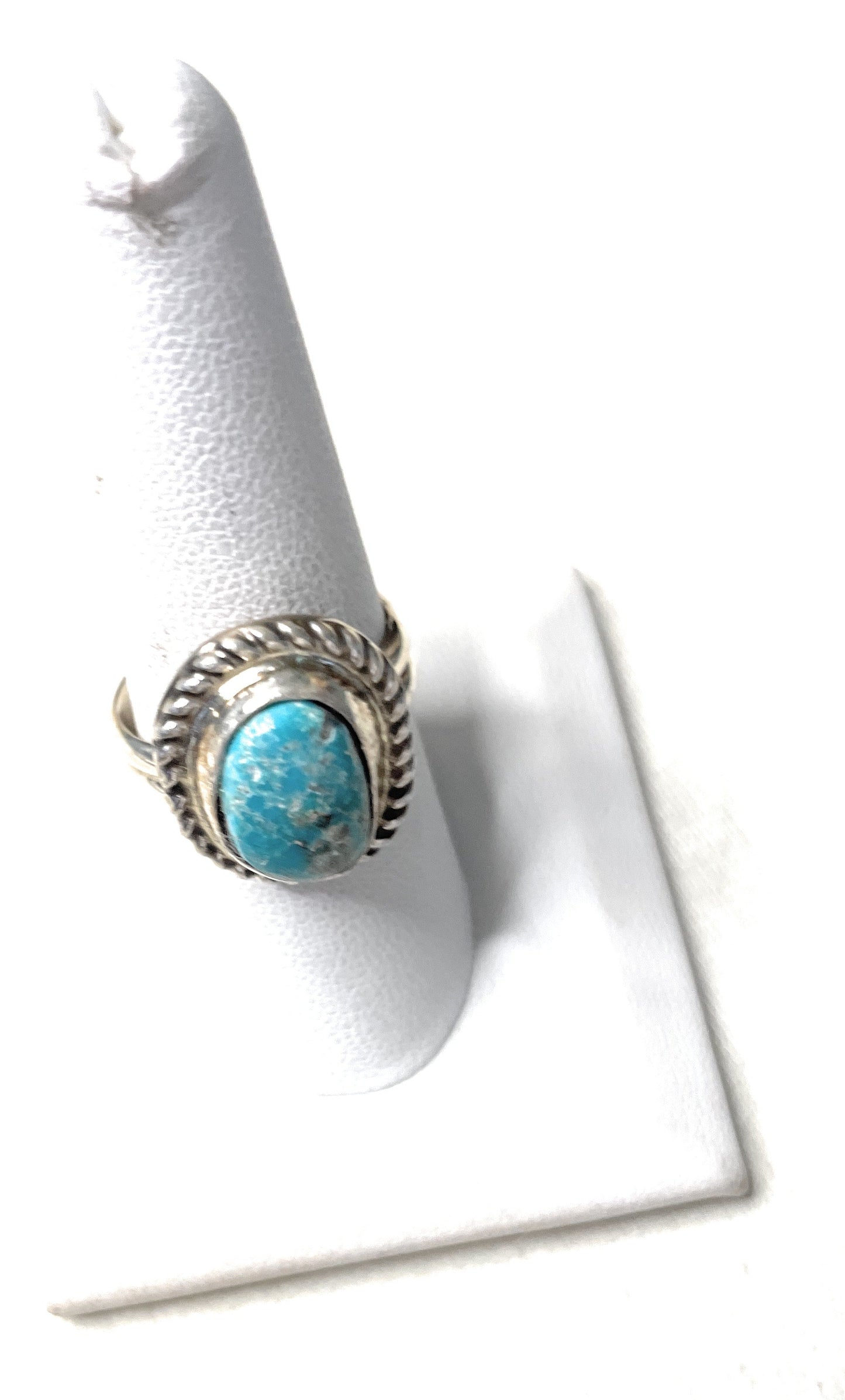 Old Pawn Handcrafted Sterling Silver & Turquoise Ring Size 8.5