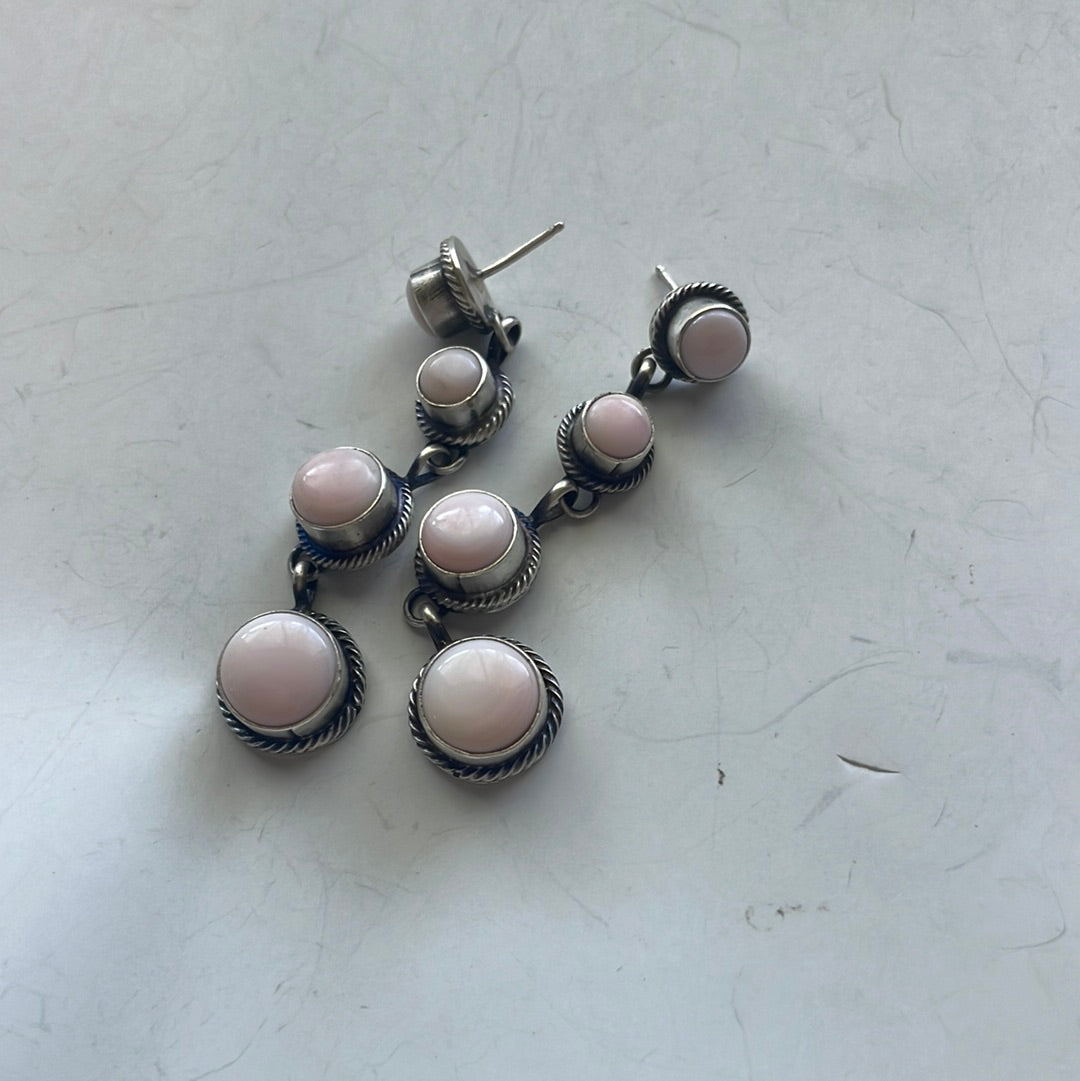 Handcrafted Sterling Silver Pink Conch Circle Dangle Earrings Signed