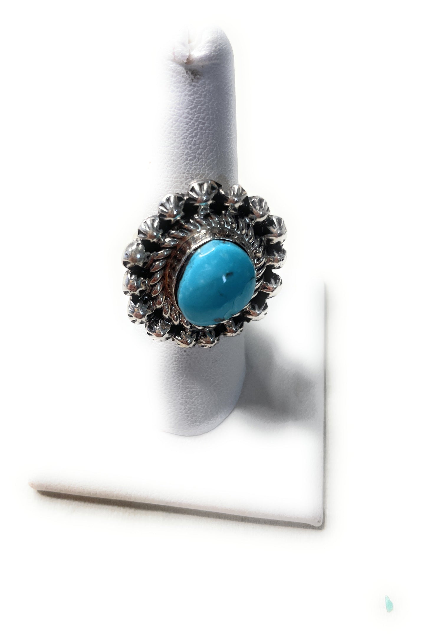 Old Pawn Handcrafted Sterling Silver & Turquoise Ring Size 7.5