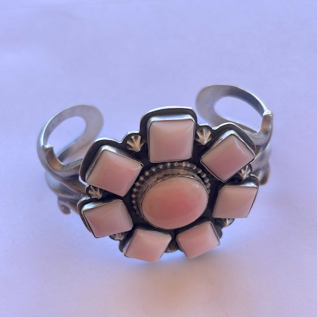 Handcrafted Queen Pink Conch Shell & Sterling Silver Cluster Cuff Bracelet Signed F.L Begay /