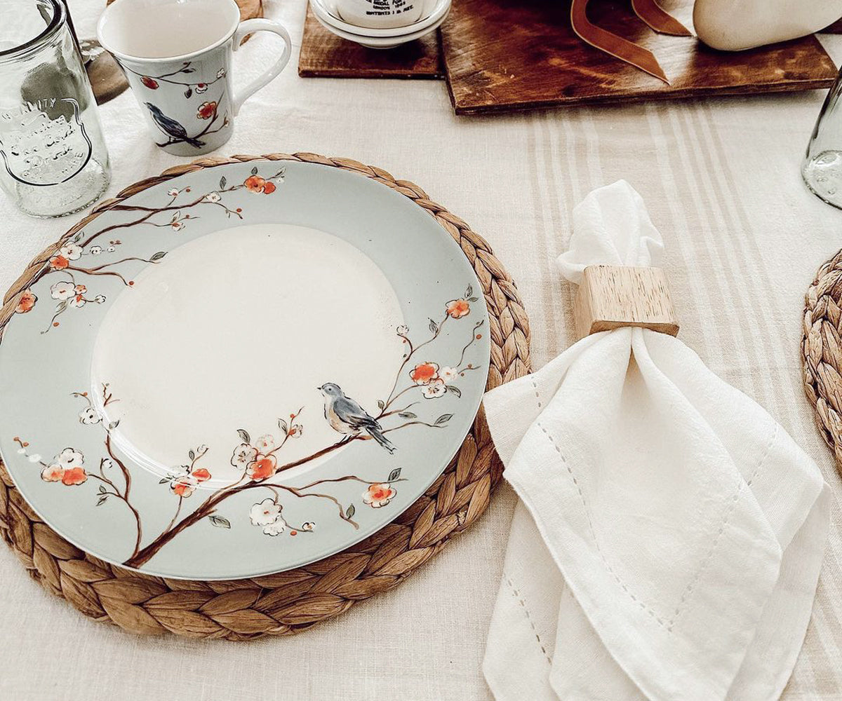 White Napkins Linen