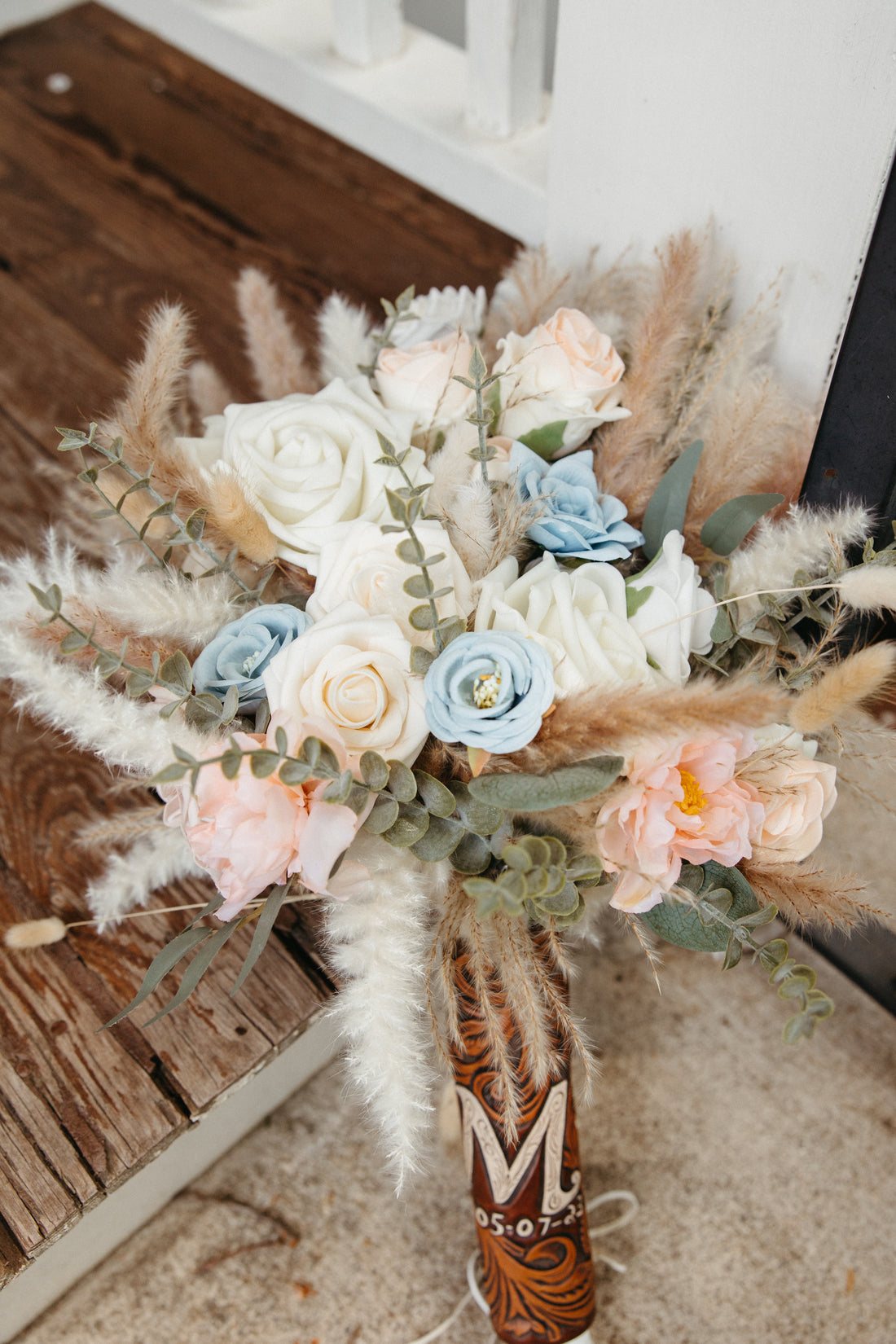 Save thousands and make your own wedding florals