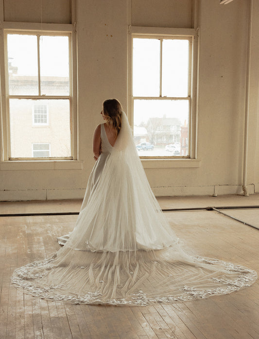 The Priscilla Lace Veil