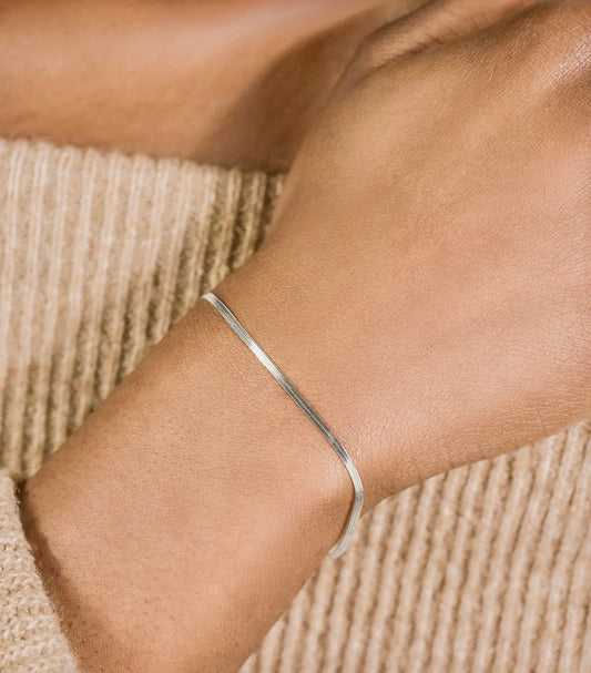 Sterling Silver Herringbone Chain Bracelet S/M