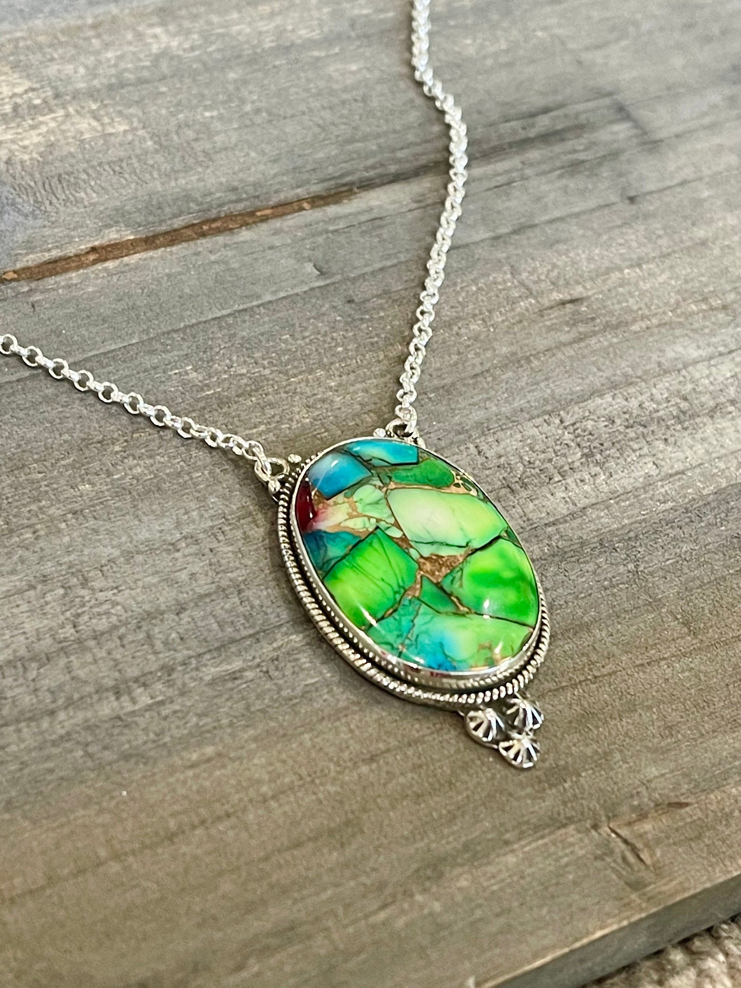 Beautiful Handmade Peacock Dahlia Oval Necklace