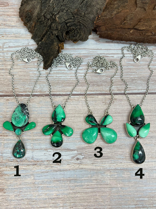 Handmade Sterling Silver Emerald Rose Necklace with Signed Nizhoni