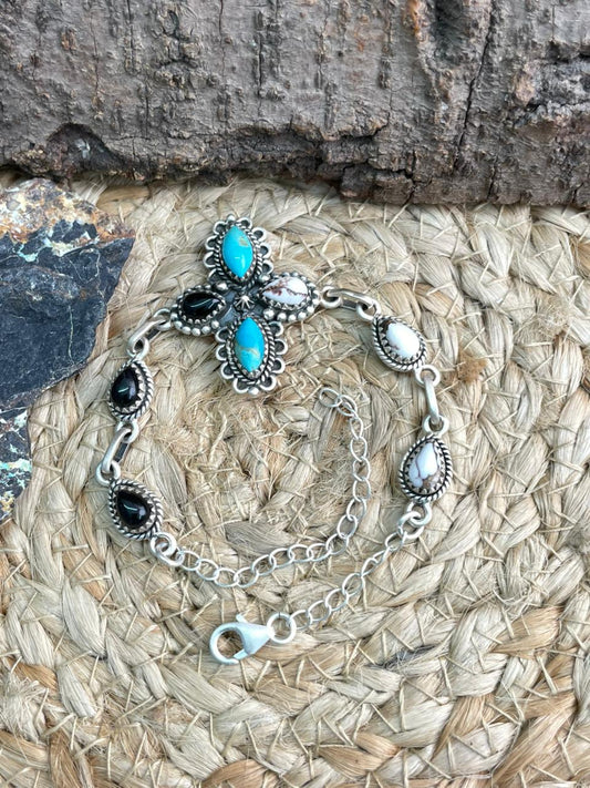 Handmade Sterling Silver Kingman with Wildhorse, Black Onyx Chain Bracelet "Signed Nizhoni"