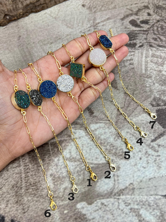 “The Boho Collection” Handmade Natural Gold Plated 1 Stone Druzy Chain Bracelet