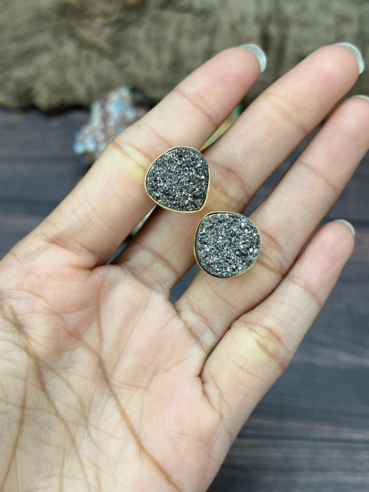 “The Golden Collection” Natural Druzy Adjustable Floating Stone Ring