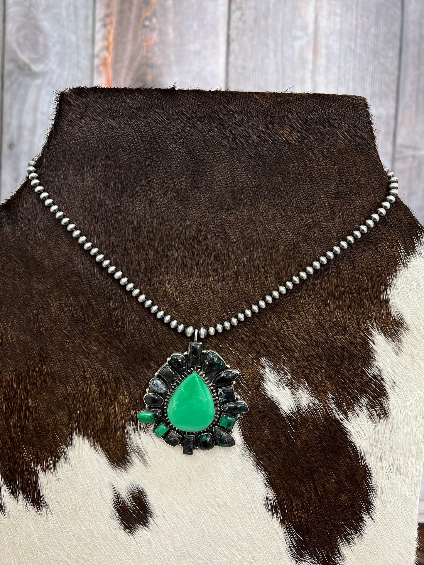 Handmade Sterling Silver Emerald Rose Beaded Necklace with Signed Nizhoni