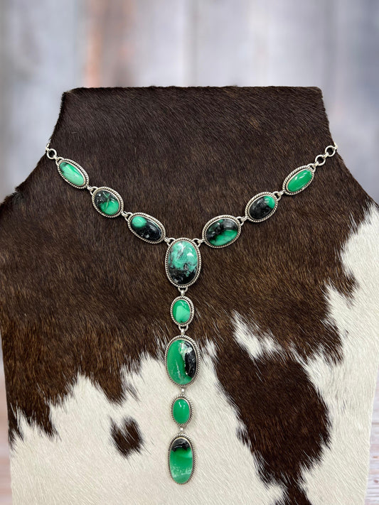 Handmade Sterling Silver Emerald Rose Necklace with Signed Nizhoni