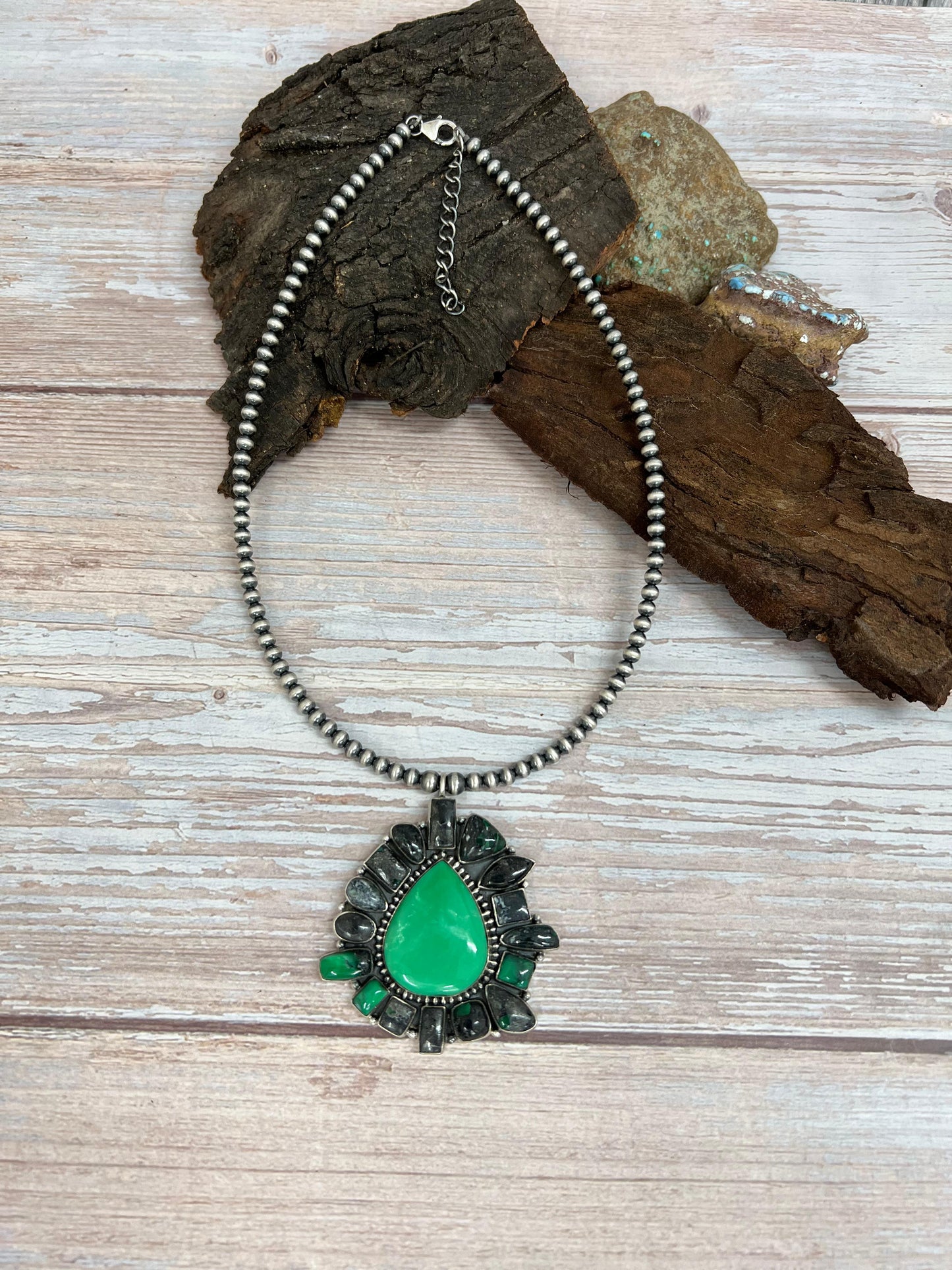 Handmade Sterling Silver Emerald Rose Beaded Necklace with Signed Nizhoni