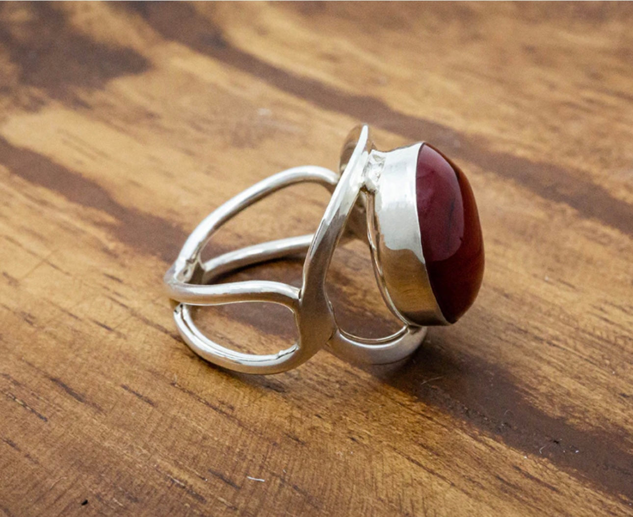 Round Frame Red Jasper Sterling Silver Ring