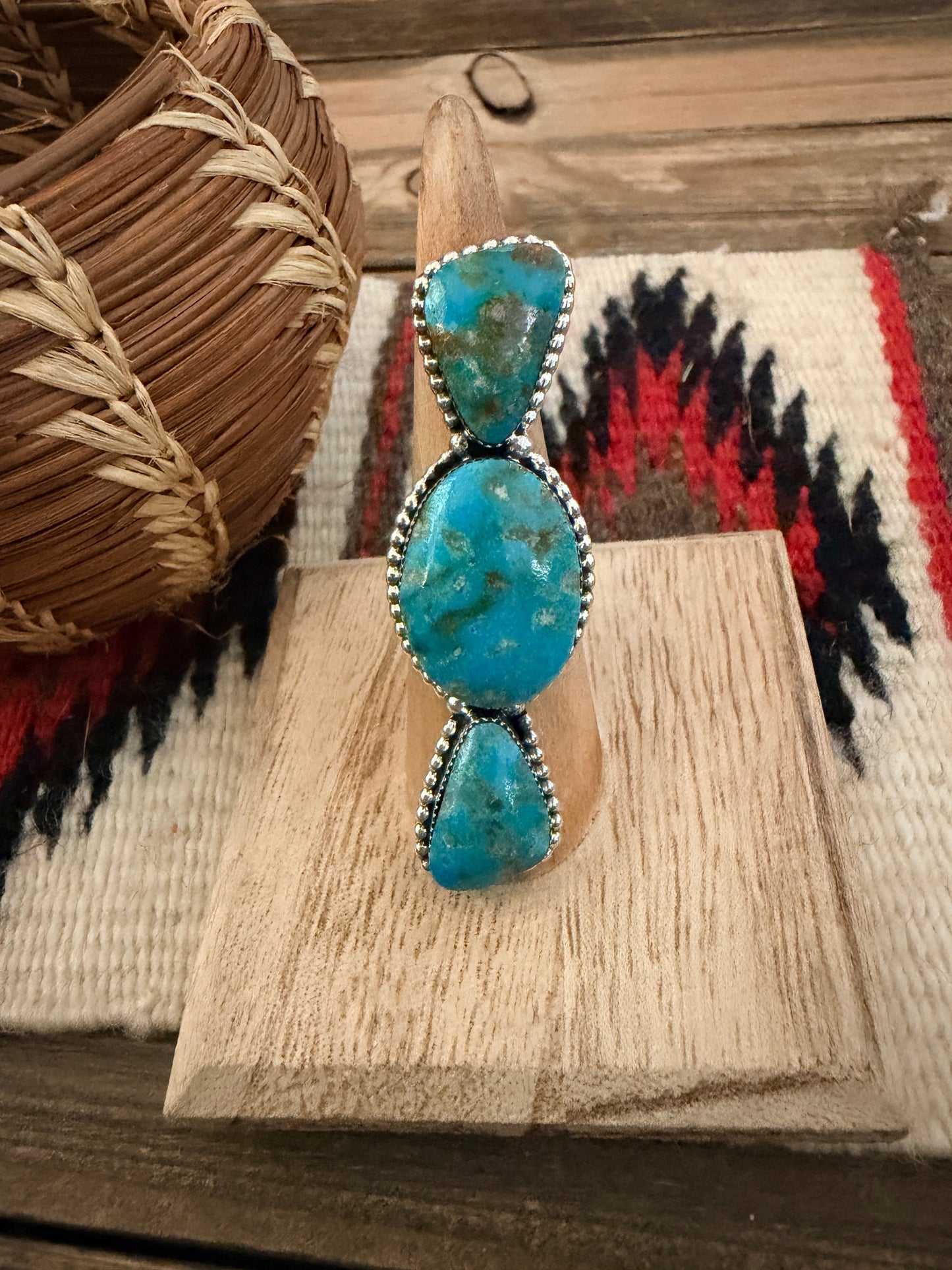 Handcrafted Kingman Turquoise & Sterling Silver Ring Size 5.75