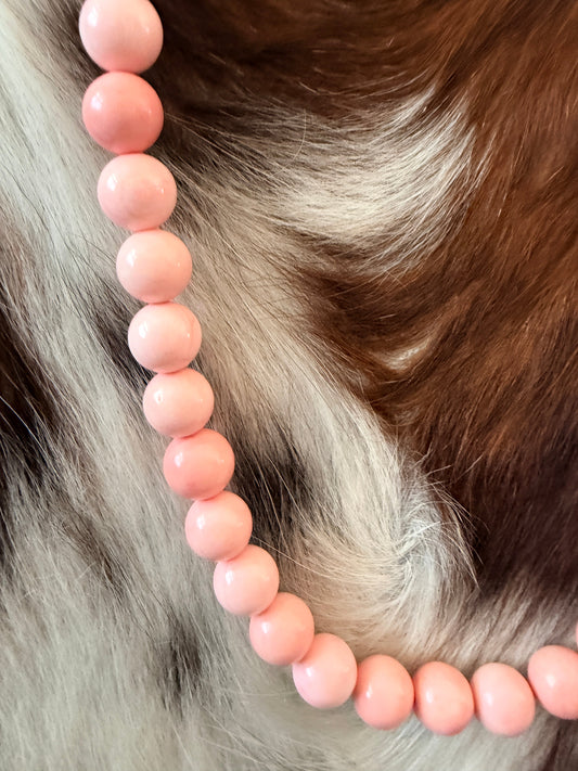 Handcrafted 10mm Queen Pink Conch 18” Beaded Necklace
