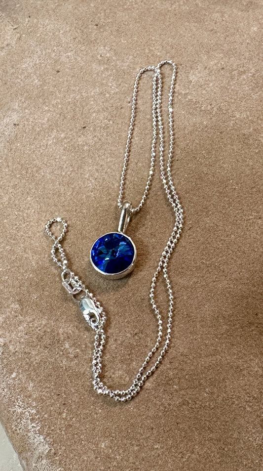 Dark Blue Crystal Pendant Necklace