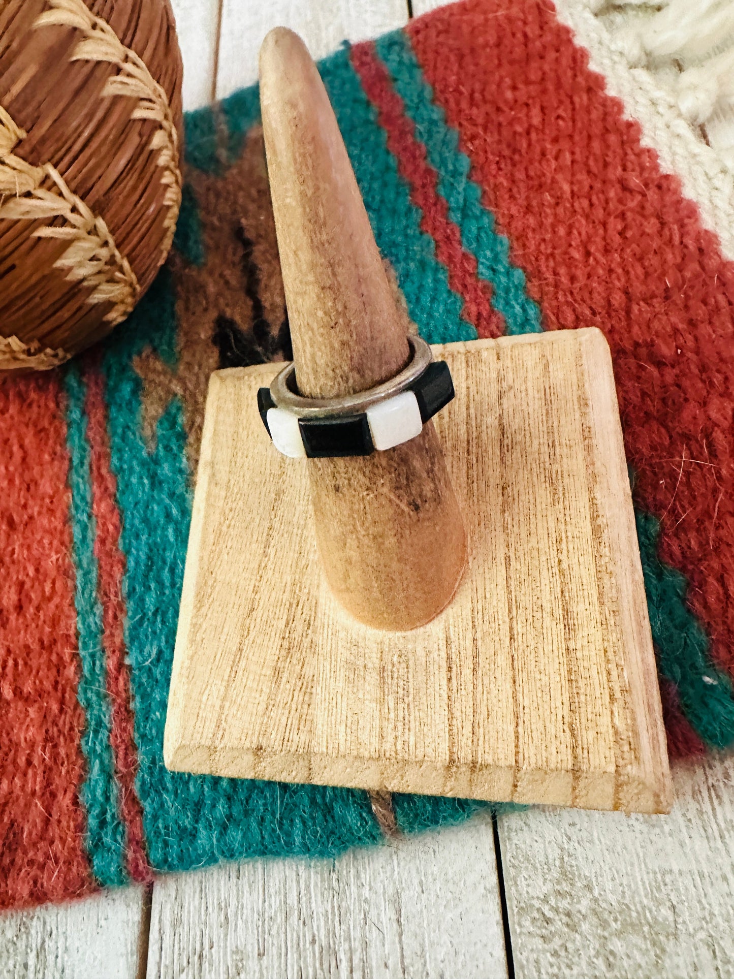 Handcrafted Sterling Silver, Onyx & Mother of Pearl Inlay Band Ring Size 5