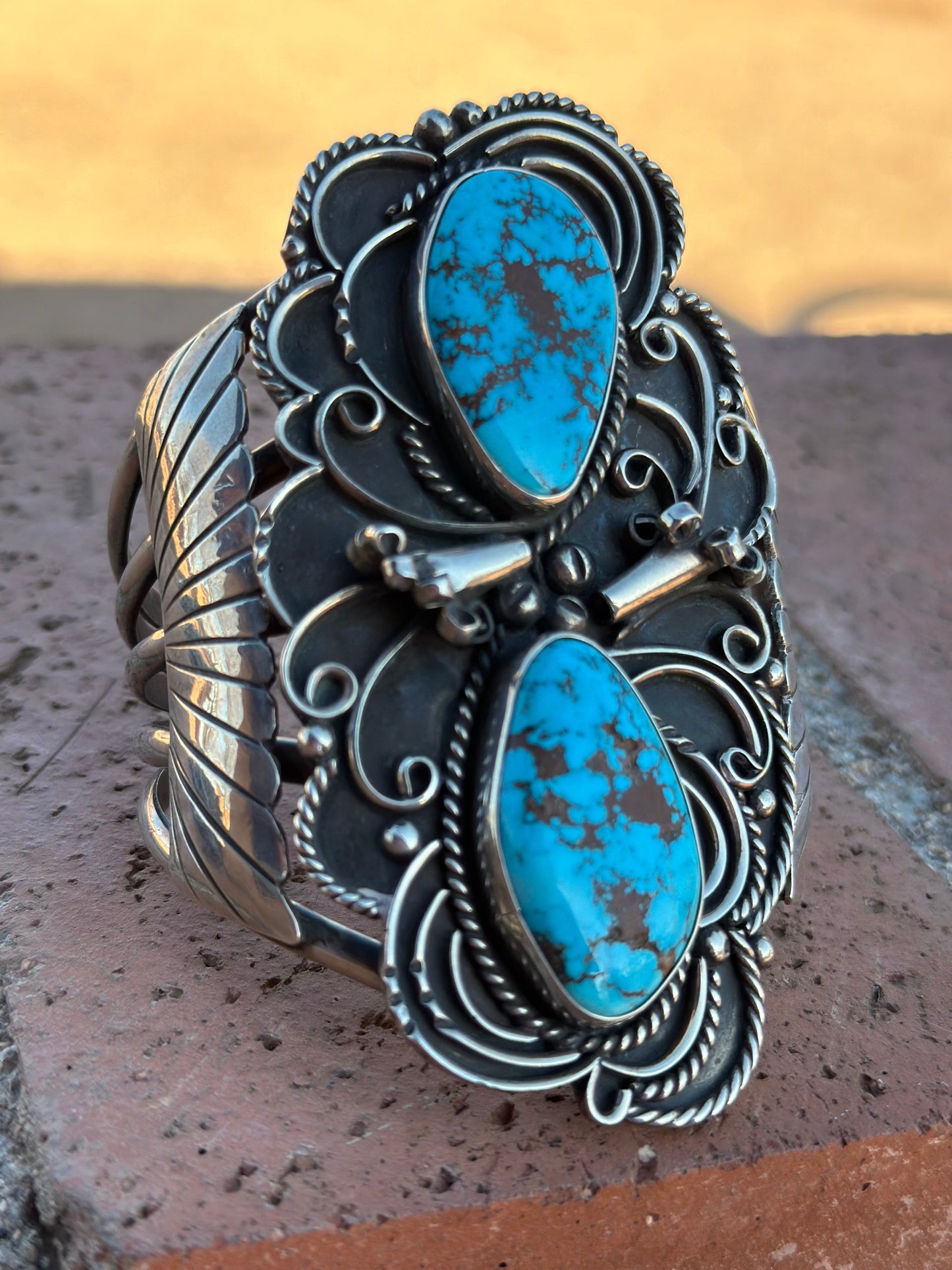 Estate Collection Old Pawn Sterling Silver & Turquoise Cuff Bracelet /