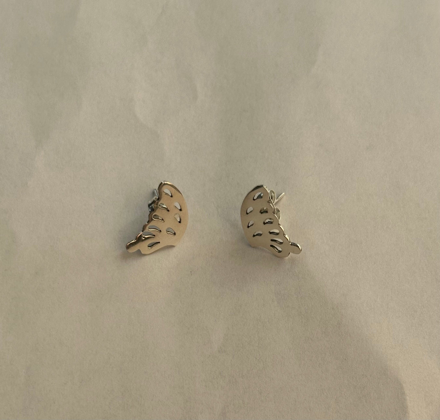 CHICA BUTTERFLY WING EARRING ON POST
