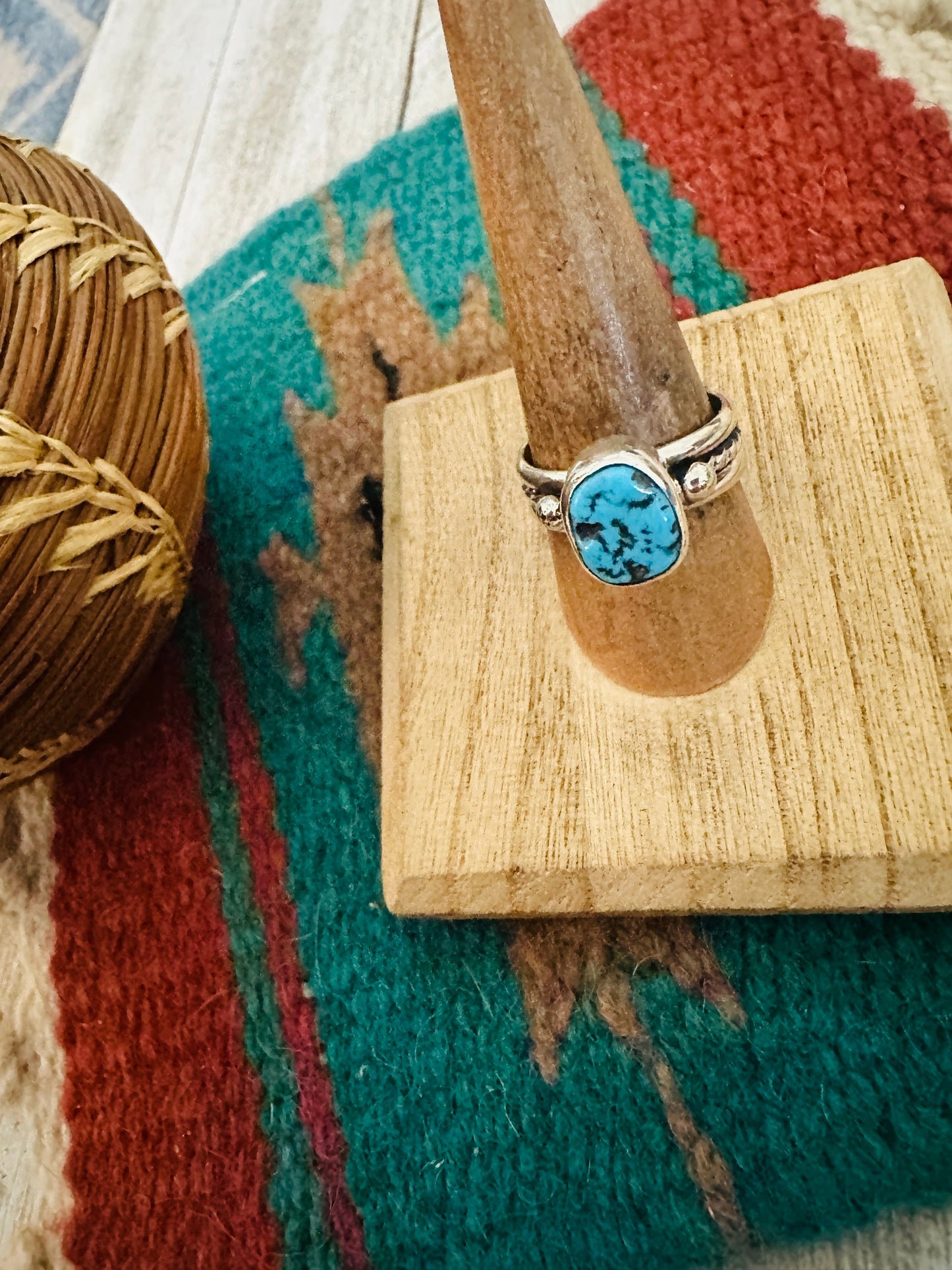 Navajo Kingman Turquoise & Sterling Silver Ring Size 8