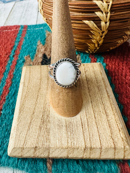 Navajo Sterling Silver And White Buffalo Ring Size 7