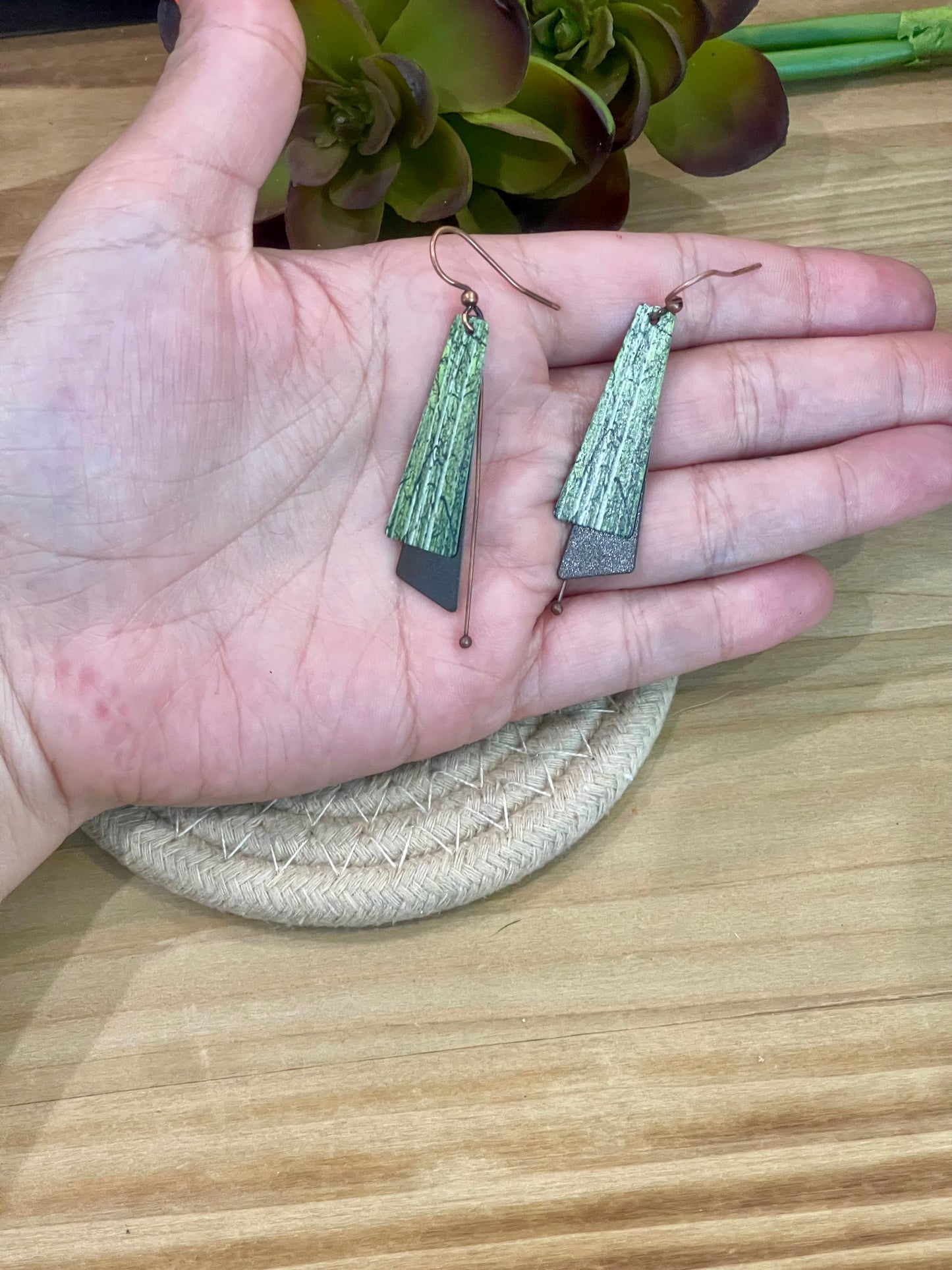 The Bijoux Vault Vintage Dangle Earrings
