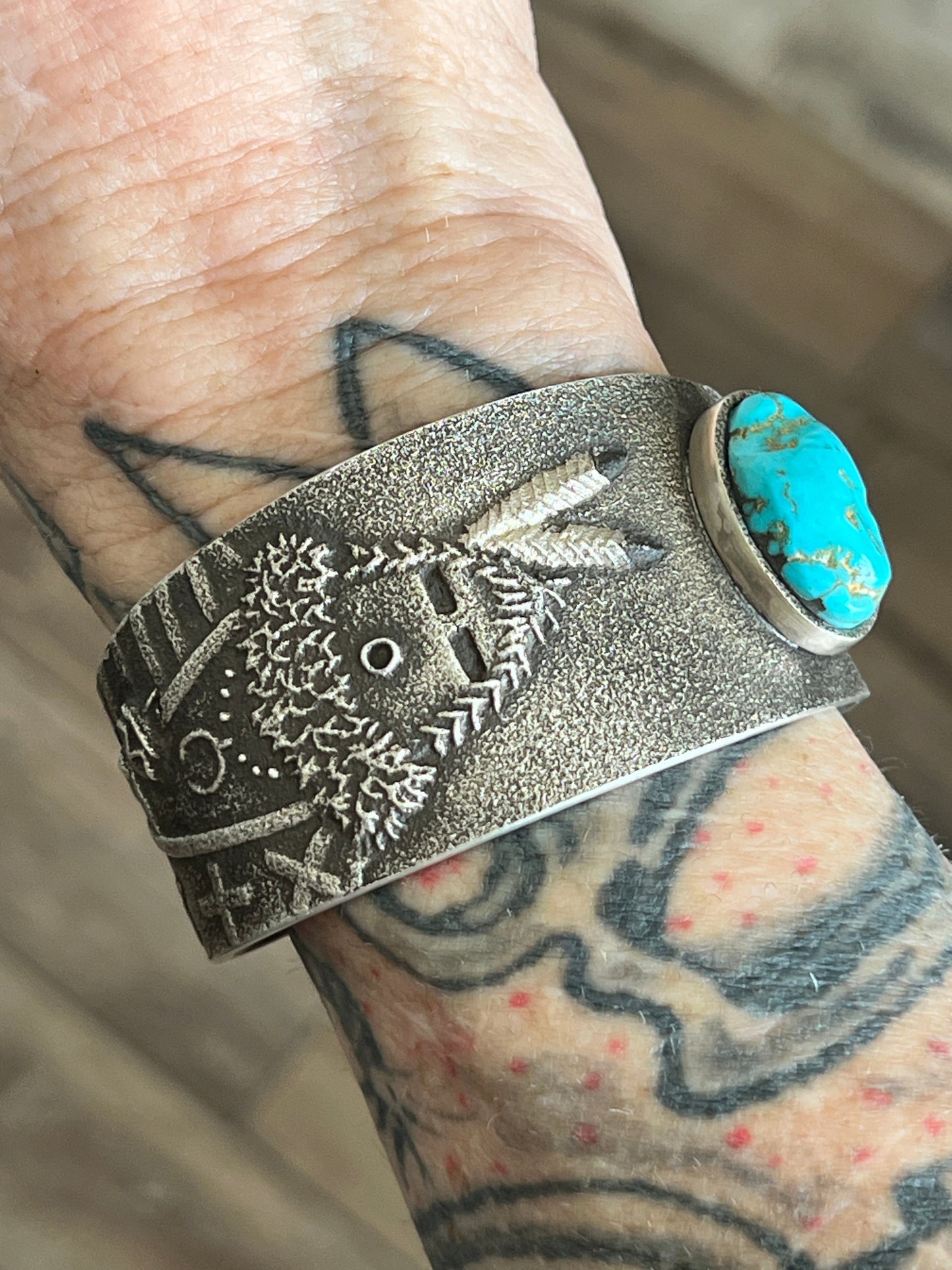 Handcrafted Tufa Cast Sterling Mudhead Cuff Bracelet with Kingman Turquoise by Lee Begay