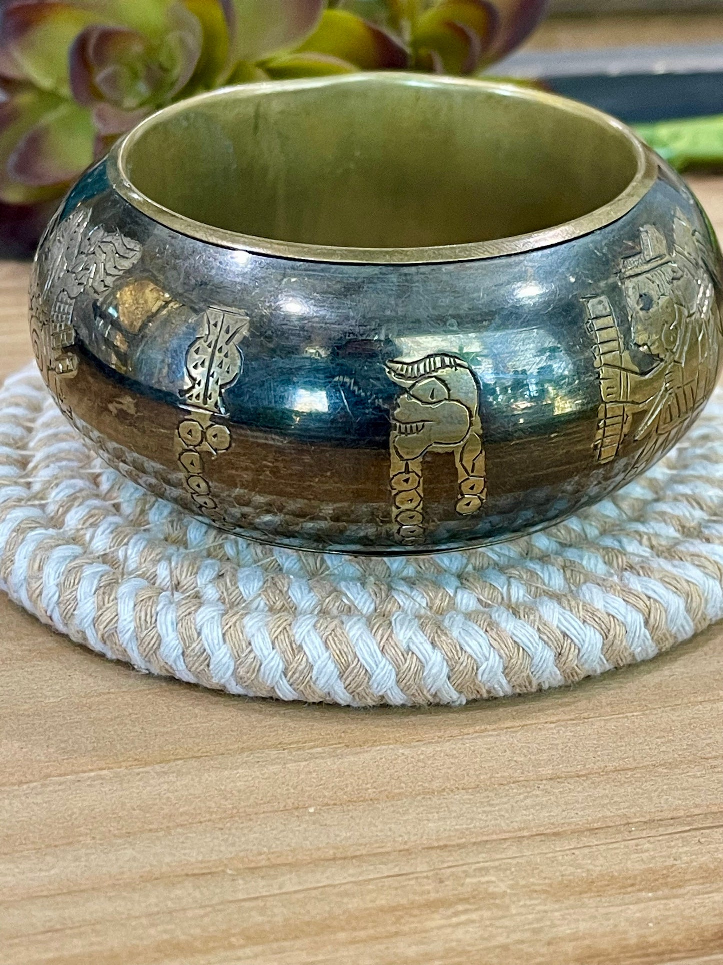 The  Bijoux Vault Vintage Bangle Bracelet