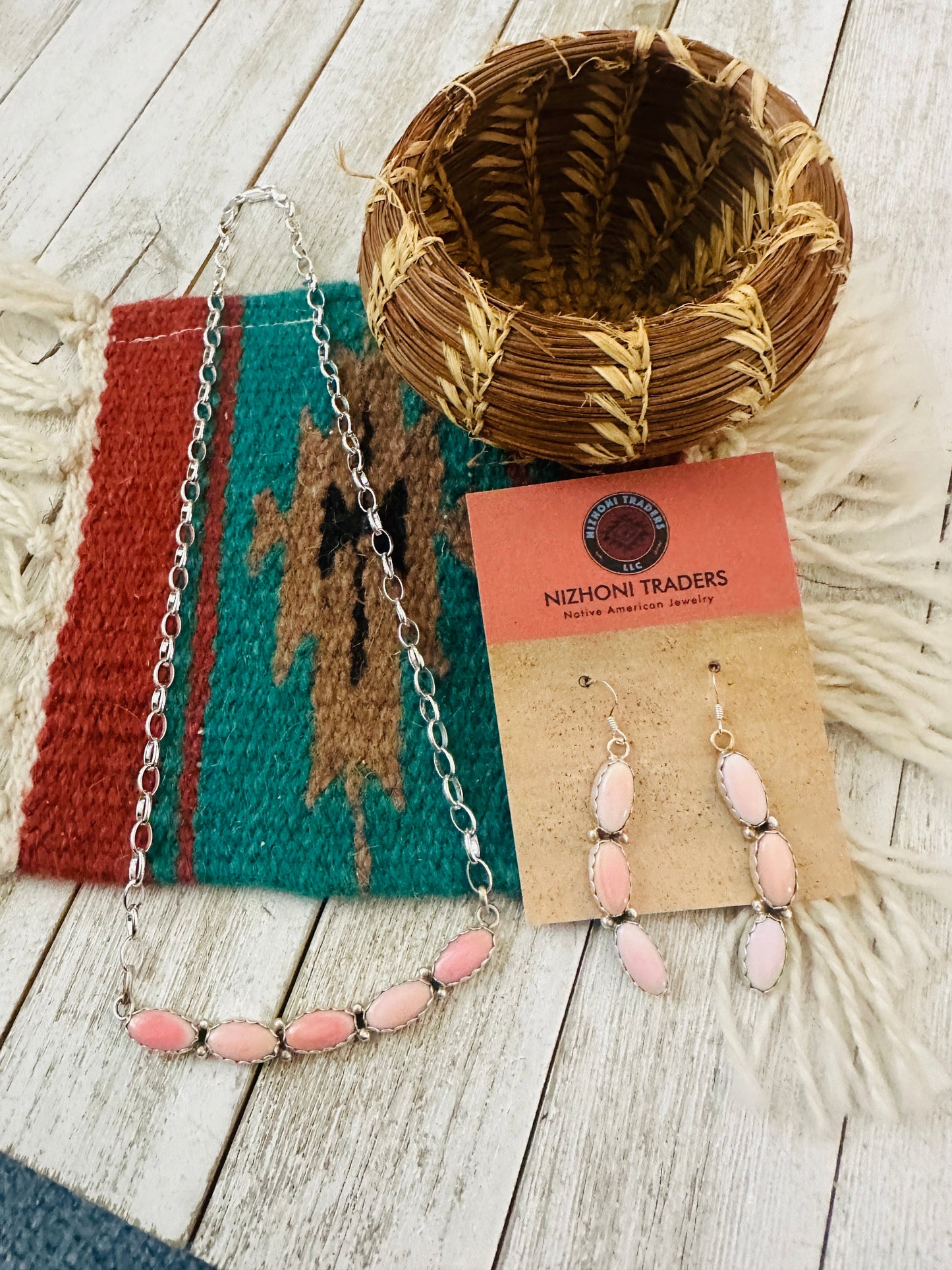 Handcrafted Queen Pink Conch & Sterling Silver Necklace Set