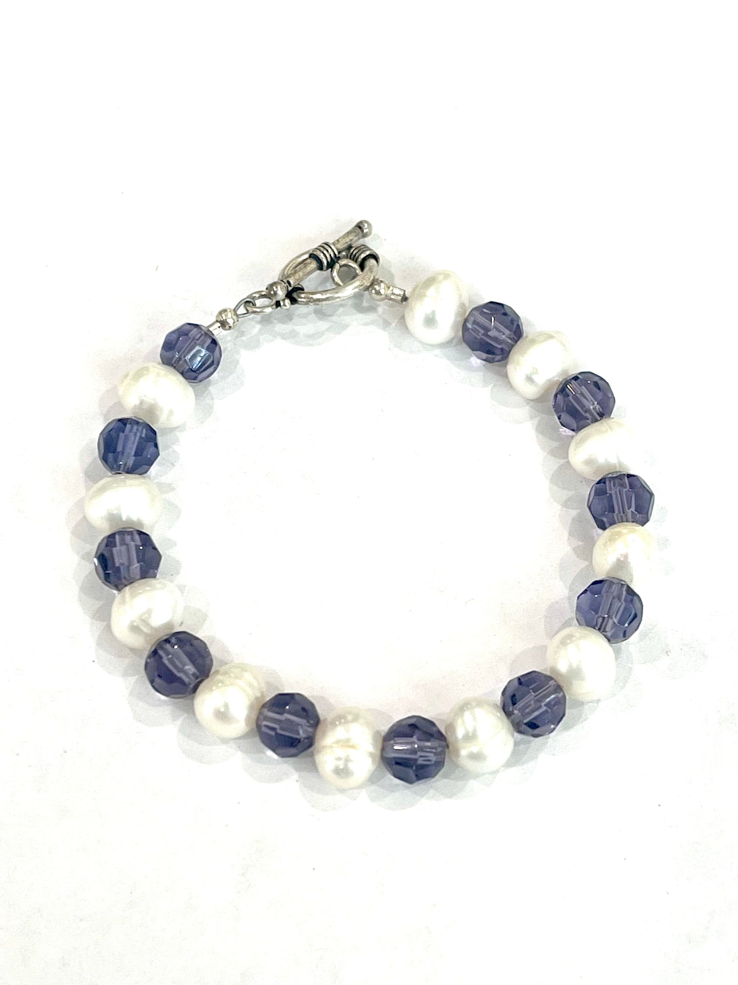 The Bijoux Vault Vintage Beaded Bracelet