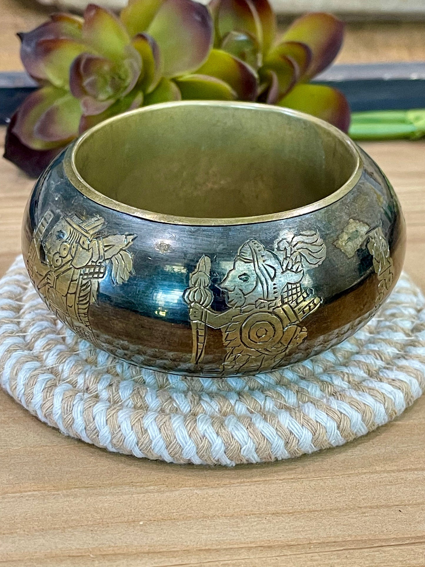 The  Bijoux Vault Vintage Bangle Bracelet