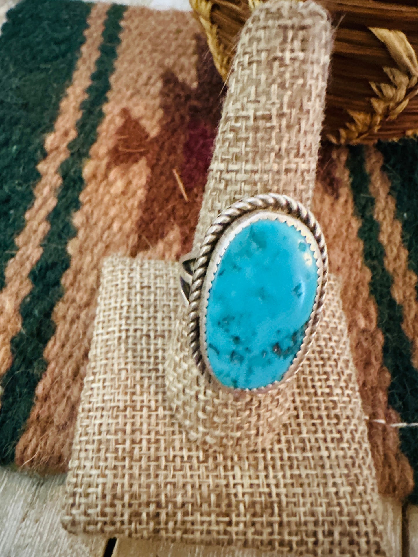 Old Pawn Handcrafted Turquoise & Sterling Silver Ring Size 9.75