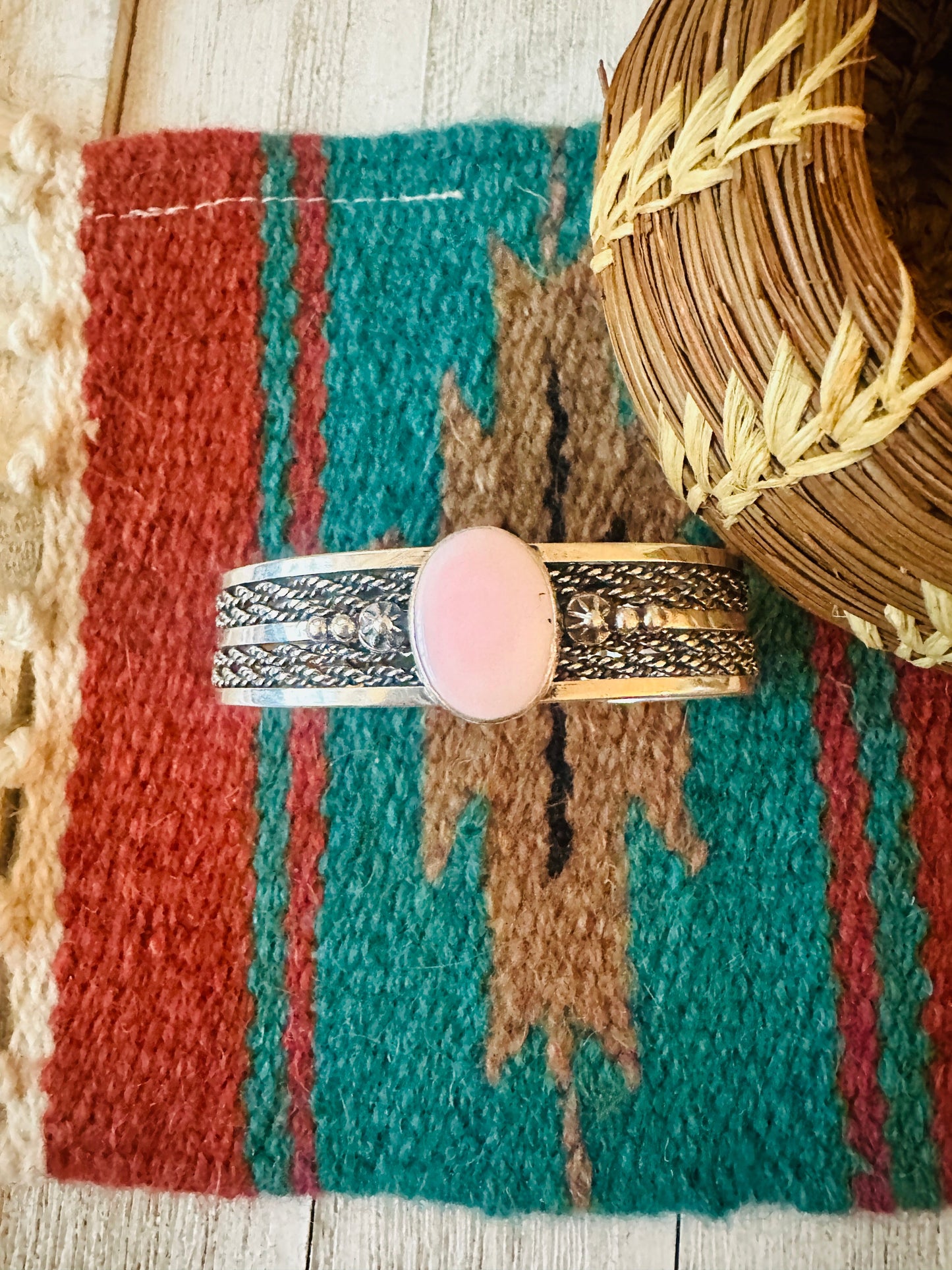 Queen Pink Conch Shell & Sterling Silver Cuff Bracelet
