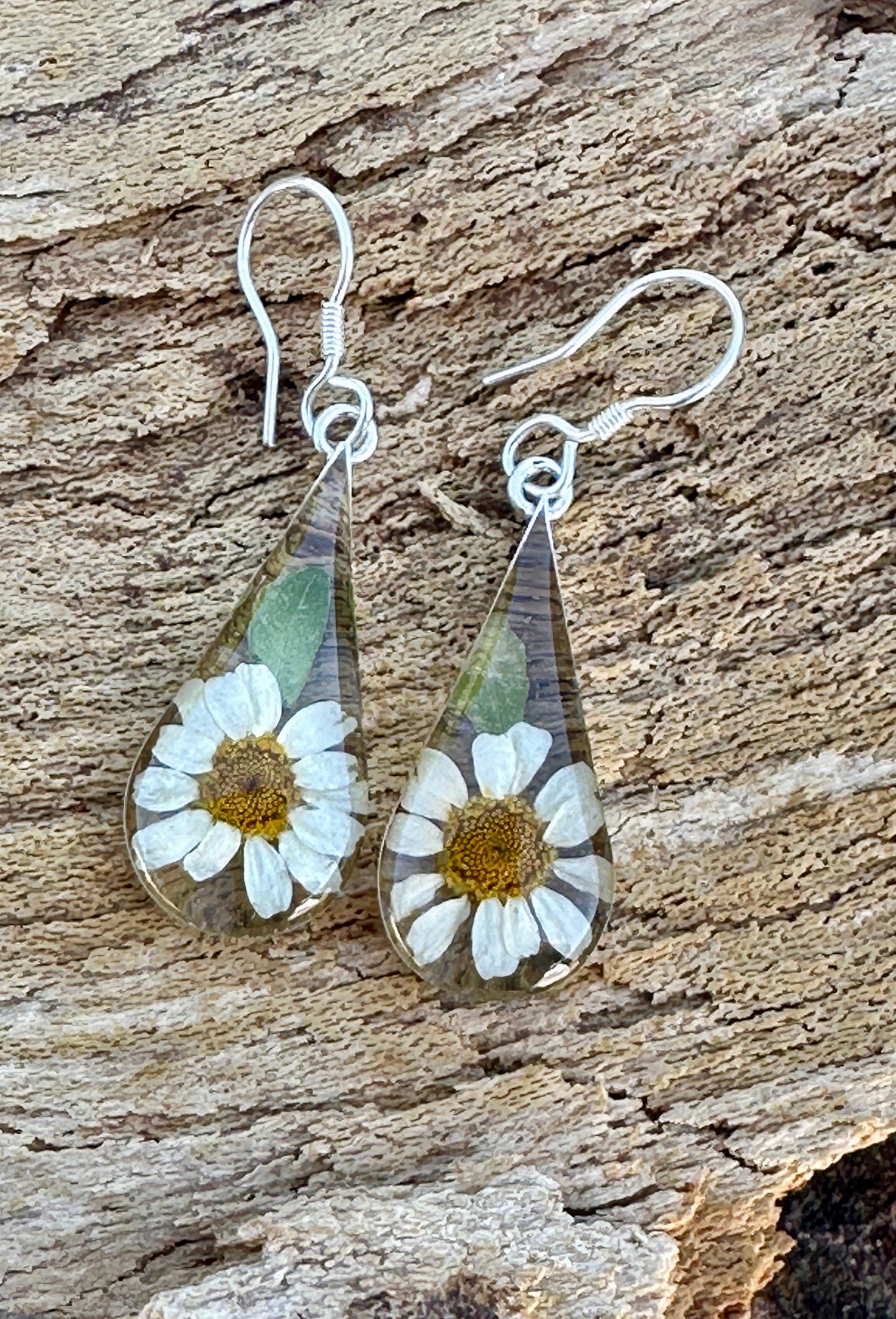 Primavera Teardrop Sterling Silver Daisy Earrings on Hook