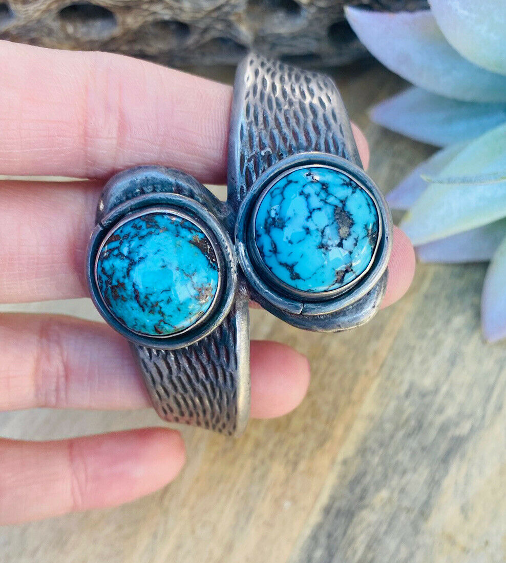 Handcrafted Vintage Kingman Turquoise & Sterling Silver Cuff Bracelet /