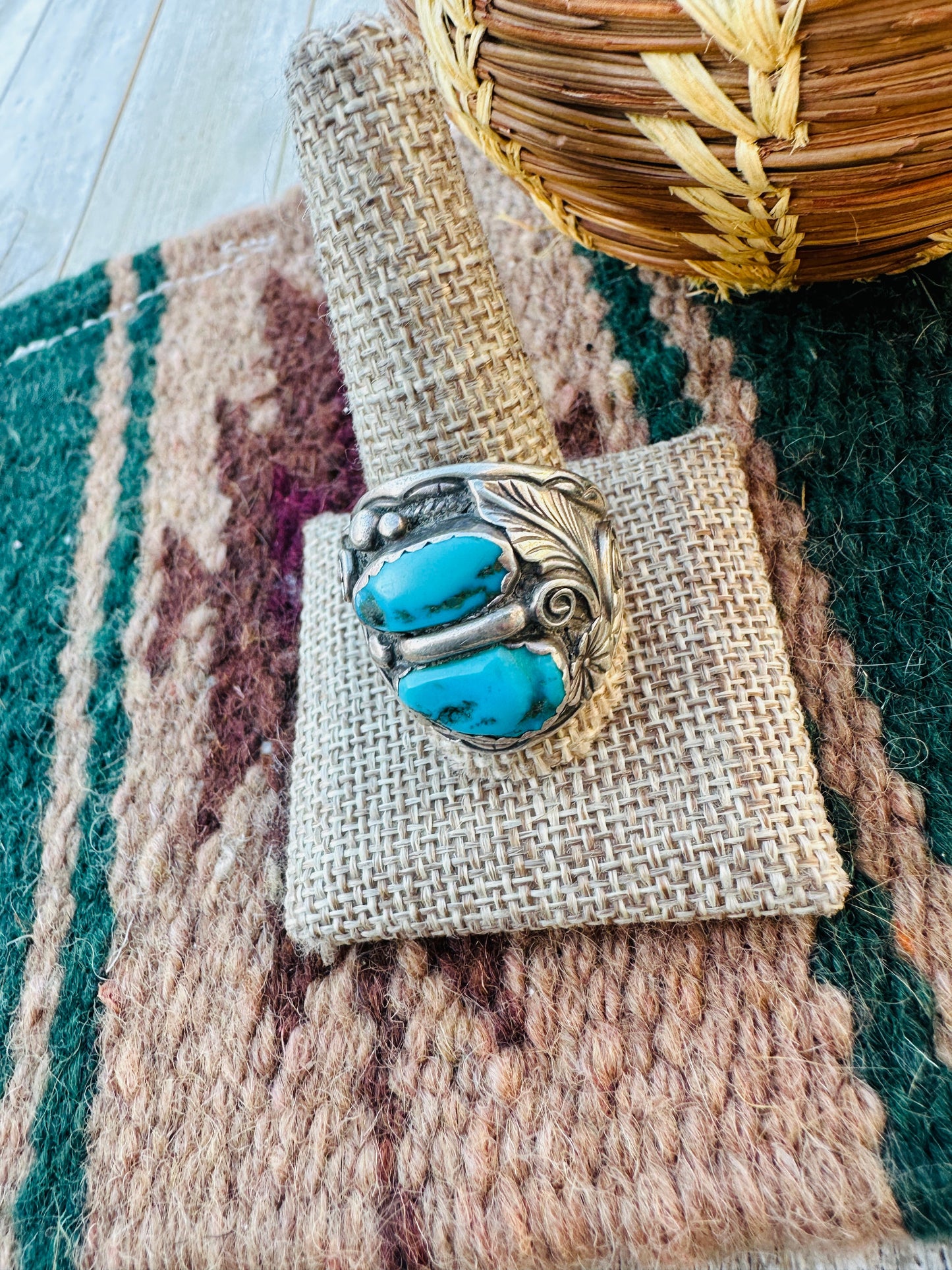 Old Pawn Handcrafted Turquoise & Sterling Silver Ring Size 12